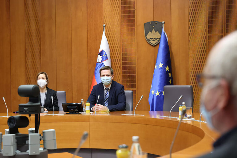 Predsednik Državnega zbora Igor Zorčič podpira pobudo Zveze Sonček za spremembo ZVDZ