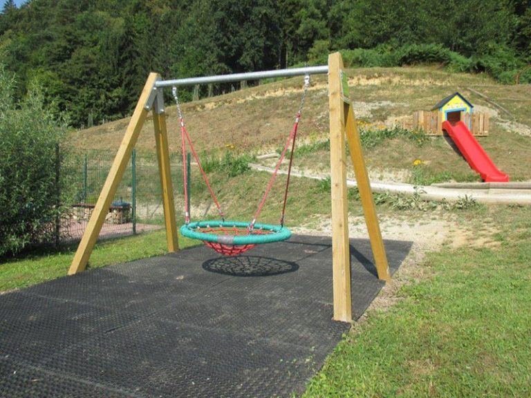 Sonček s pomočjo donatorjev do novih igral v Centru Sonček Vrtiče