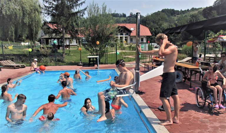 DONIRAJTE DEL DOHODNINE ZVEZI SONČEK še preprosteje