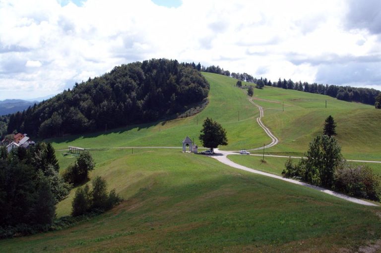 GOGO 2022: Koča na Ermanovcu