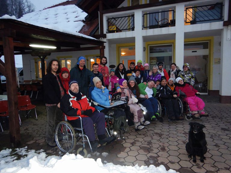 Neumnost je hujša od invalidnosti