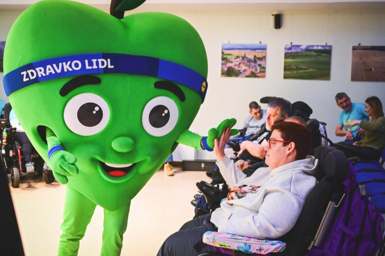 Predaja Lidlove Deluxe donacije v sliki