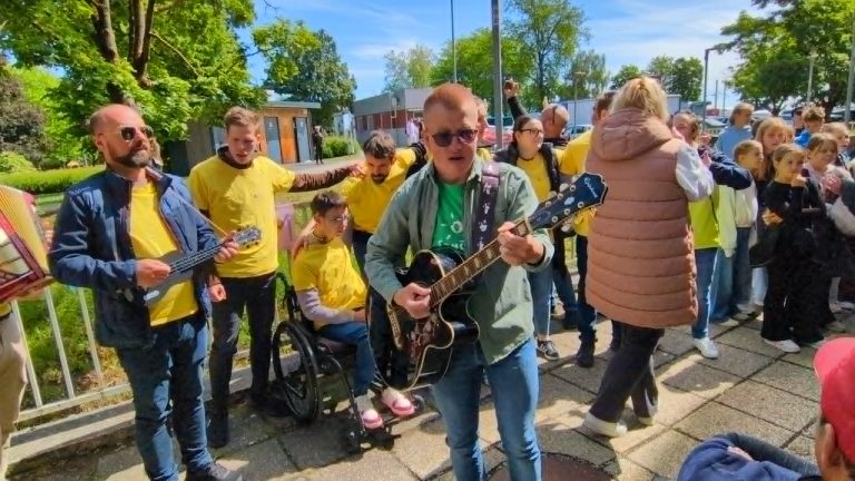 »Vrtiljak življenja« na Ptuju združil več sto posameznikov