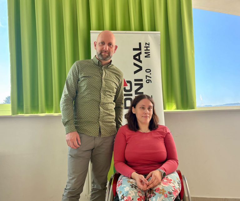 O cerebralni paralizi, dostopnosti in vključevanju na Radiu Zeleni val